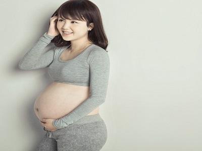 孕婦最新寫真探索自然美景,寧靜與平和的內心之旅