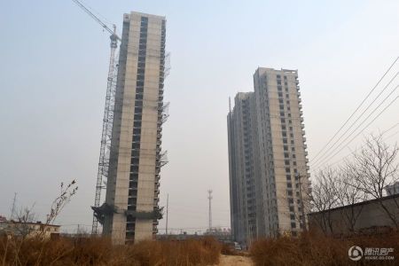 保定藍(lán)湖郡房?jī)r(jià)動(dòng)態(tài)，風(fēng)景變化中的自信與成就之路