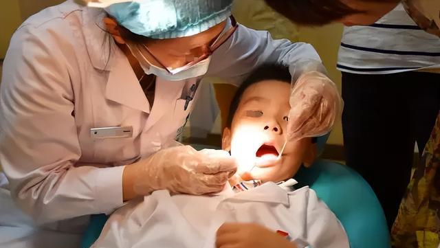 男童補牙猝死最新進展,牙科診所背后的故事揭秘