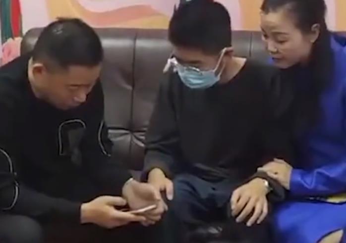 QQ個(gè)簽個(gè)性網(wǎng)今日最新探秘，巷弄深處的獨(dú)特小店獨(dú)家揭秘