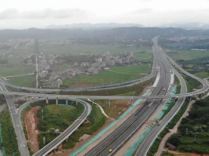 玉荔高速2024最新進展,駛向美麗自然的旅程啟動