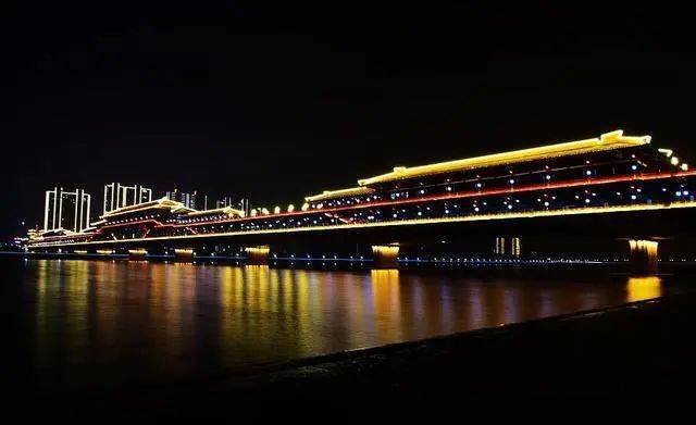 咸陽風雨廊橋最新建設進展，與自然美景交融的寧靜之旅