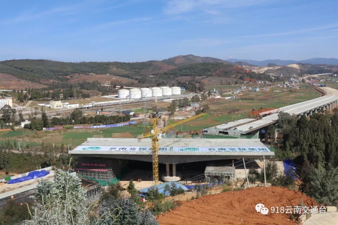 昆楚高速復(fù)線最新動態(tài)，智能通道的未來駕馭之路