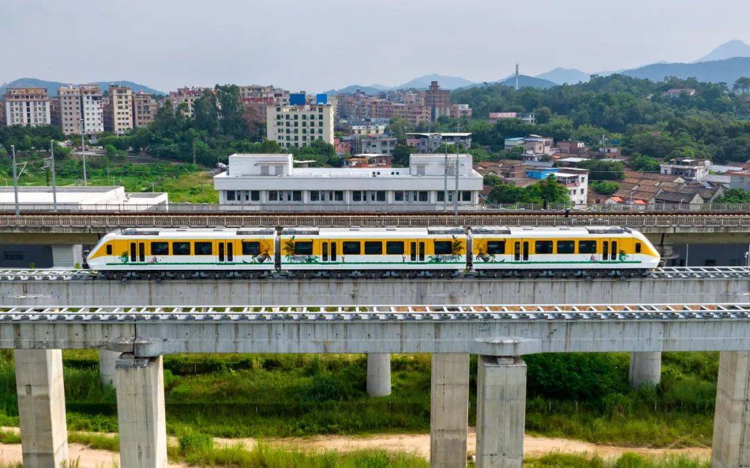 清遠(yuǎn)磁懸浮，與自然美景的詩(shī)意遨游，心靈之旅啟程在即