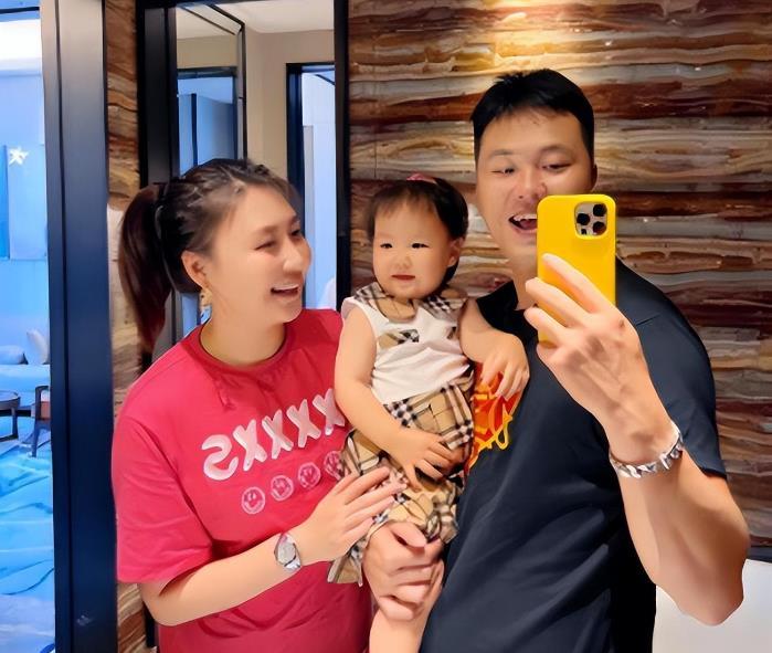 廣東八二站資料大全正版官網,精細化實施分析_觸控版21.181