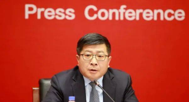 經祥主任引領的自然美景探索之旅，尋求內心平和與寧靜的旅程