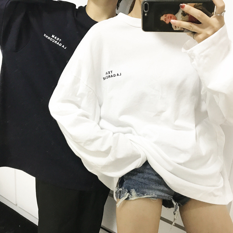 最新韓版原宿情侶頭像,最新韓版原宿情侶頭像，時尚潮流與個人立場的探討