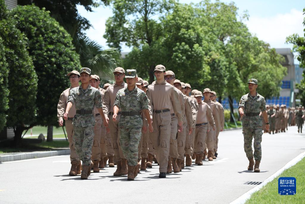 駐澳門部隊最新動態(tài)，自然美景之旅的心靈充電