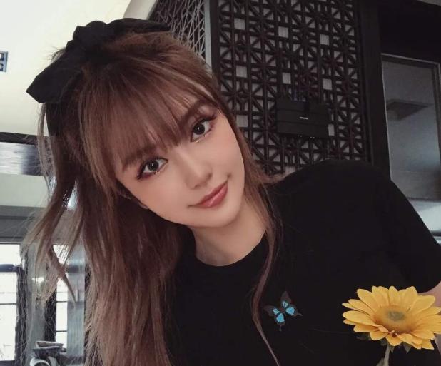 最新網紅P圖前后對比,審美變遷下的現象深度解析