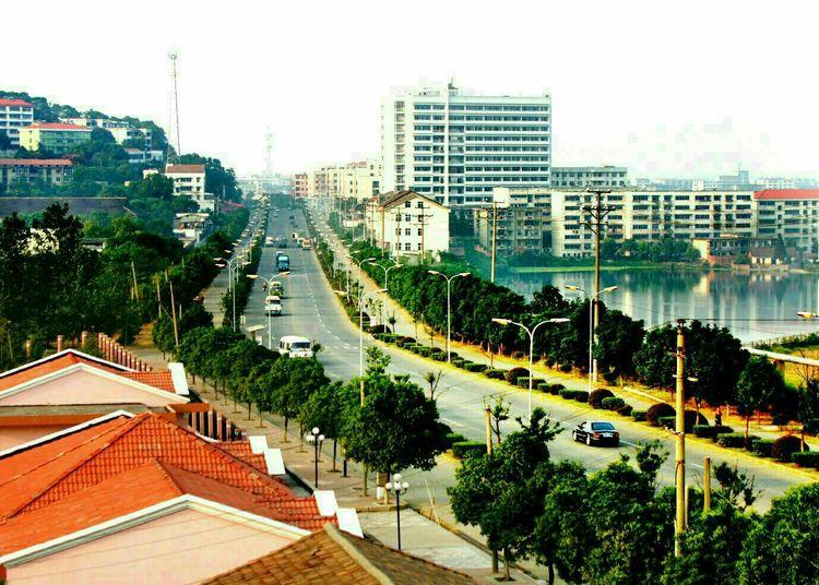 津市工業(yè)園最新招工情況及觀點(diǎn)論述。