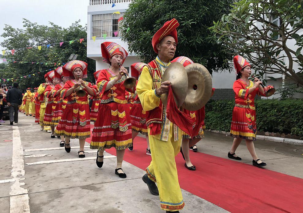 金花女最新趨勢,時尚潮流、社會影響與未來展望