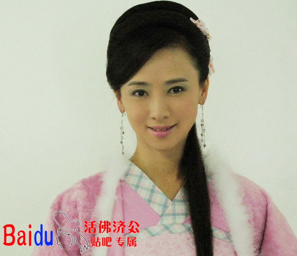 翁虹最新劇集,溫馨鄰里情展現鄰里溫情時光