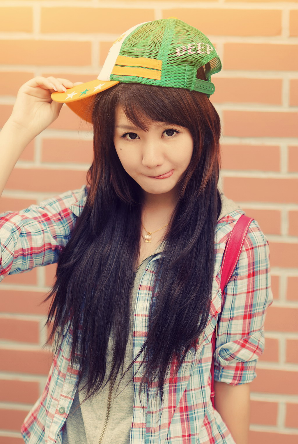 小熙最新日常，友誼的溫馨畫卷