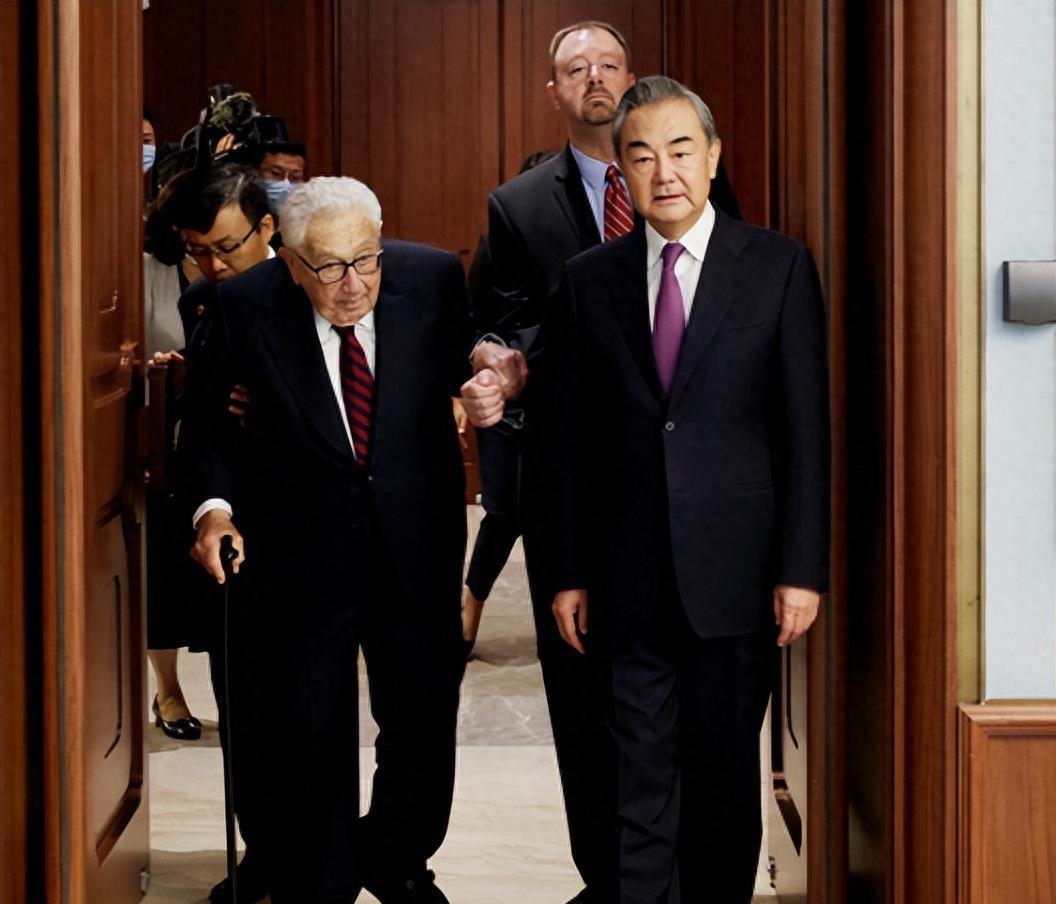 美最新代防長米勒,小巷中的秘密寶藏探索之旅