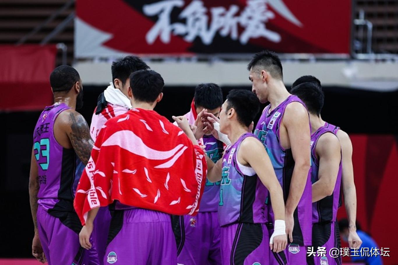 廣東男籃最新交易動態,變革迎新挑戰,自信成就未來!
