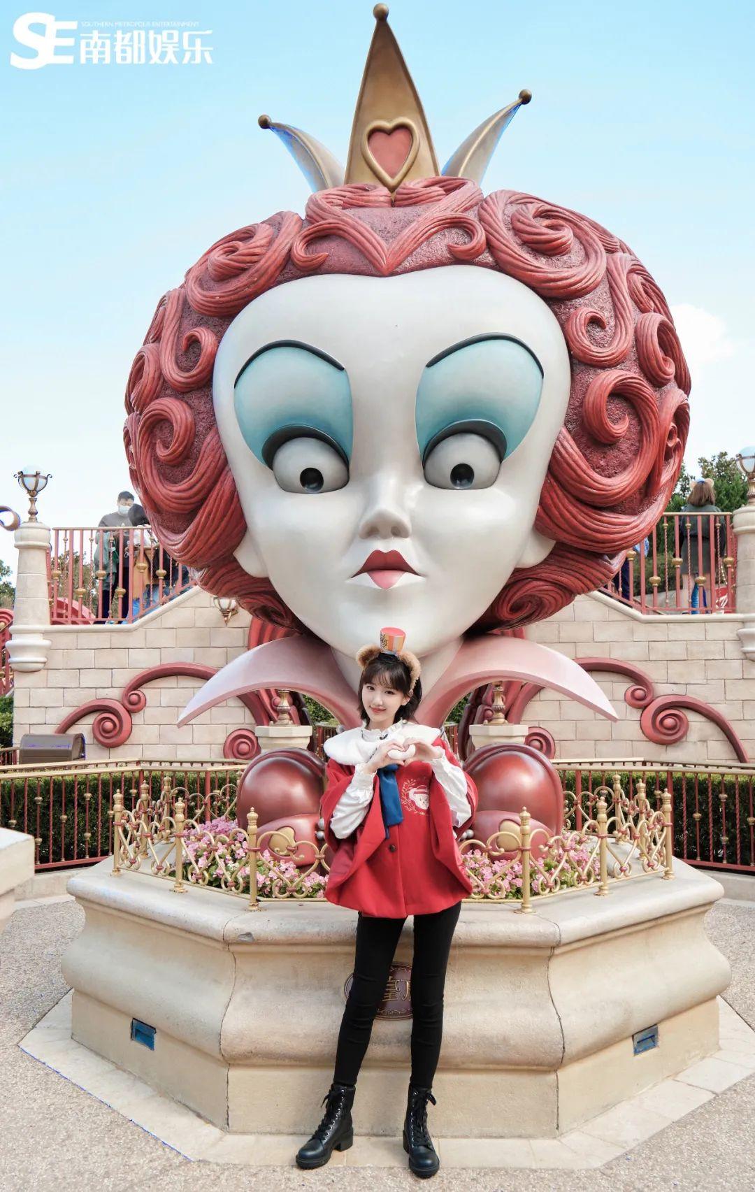 毛曉彤迪士尼最新圖，科技與夢幻融合，引領未來生活新風尚