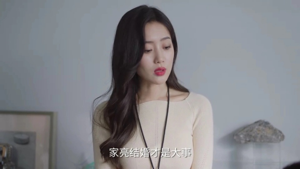 澤麗的新裝備之旅，LOL英雄的日常故事與最新出裝指南