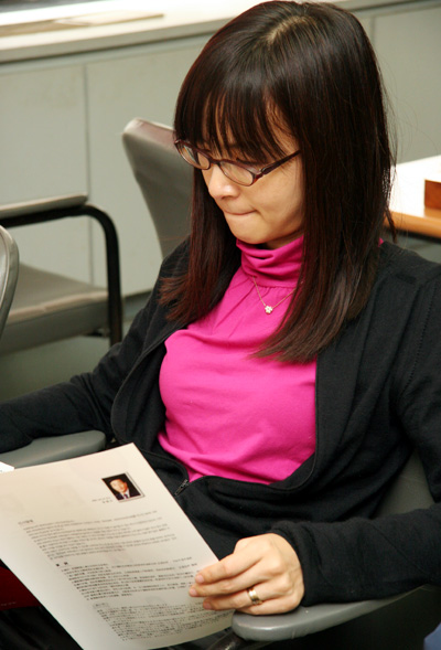 澤麗的新裝備之旅,LOL英雄的日常故事與最新出裝指南