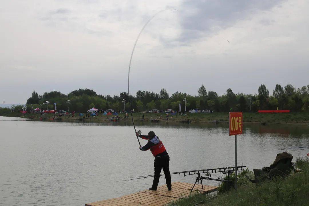 庫釣比賽視頻,庫釣比賽視頻,一場自然美景的探索之旅,啟程尋找內(nèi)心的寧靜