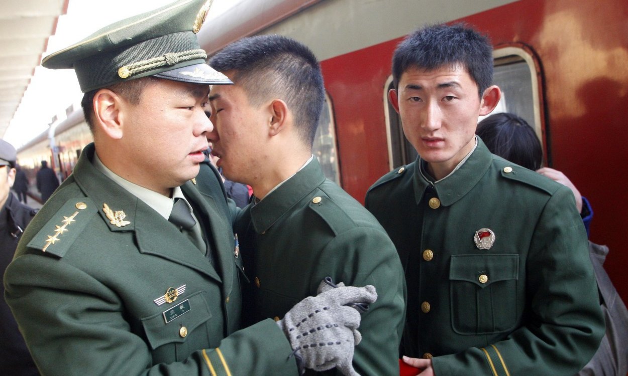 科技致敬榮耀，退伍老兵感人瞬間與智能產品體驗新紀元回顧