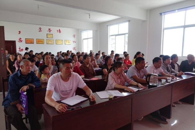 最新互評(píng)動(dòng)態(tài),蛻變的力量與學(xué)習(xí)的魅力展現(xiàn)學(xué)習(xí)進(jìn)步之路的無(wú)限魅力