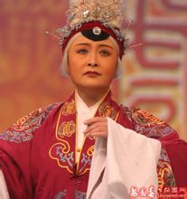 豫劇演員樊萍的日常生活點滴