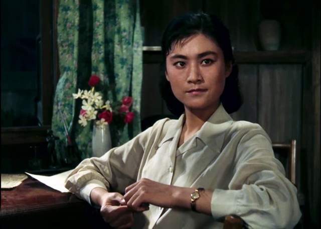 演員高放的溫馨日常,友情、家庭與愛的閃光時刻