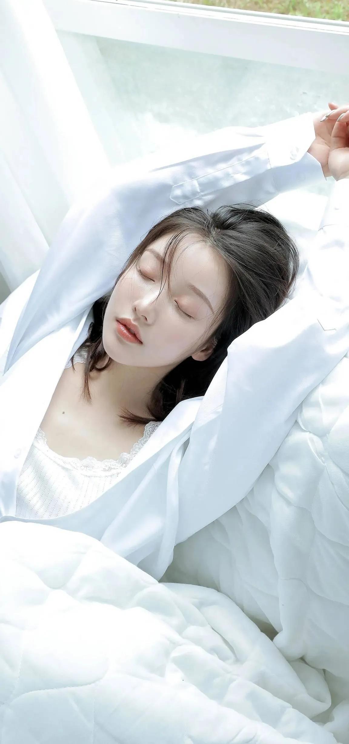 揭秘明星白皙肌膚背后的秘密,自信與成就感的源泉探索