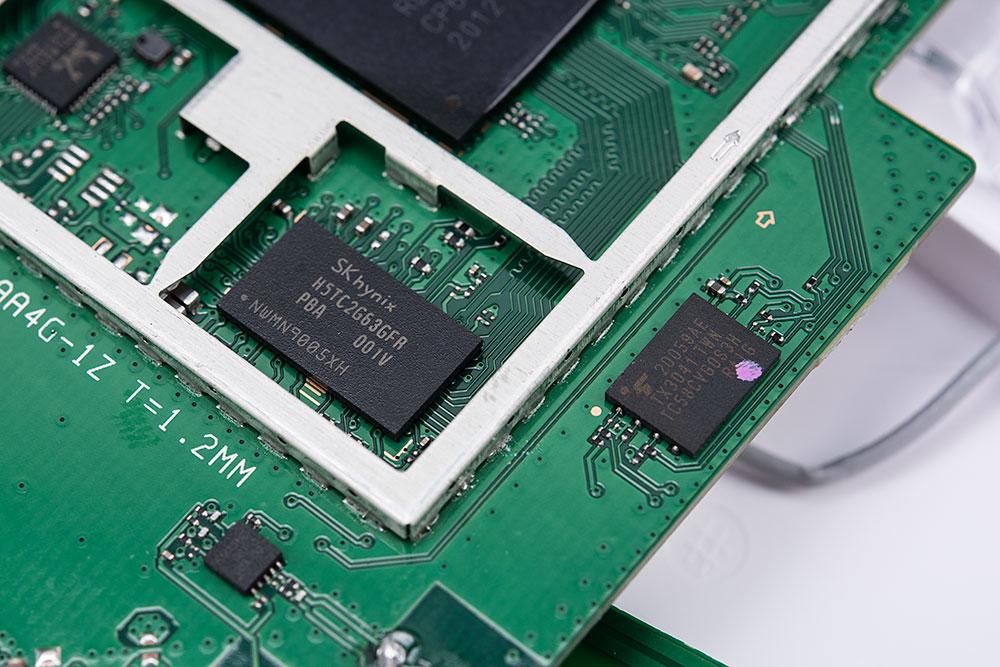 華為最新處理器，家庭小聚與科技的奇妙交融