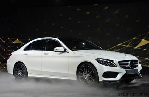 奔馳全新照明系統(tǒng)，照亮自然美景之旅的明燈之選