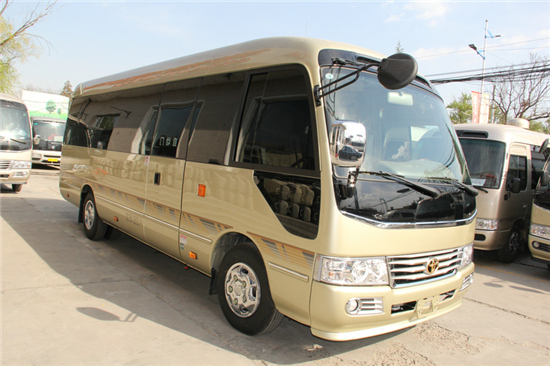 豐田考斯特11座時光印記，深度解析價格與品質之旅