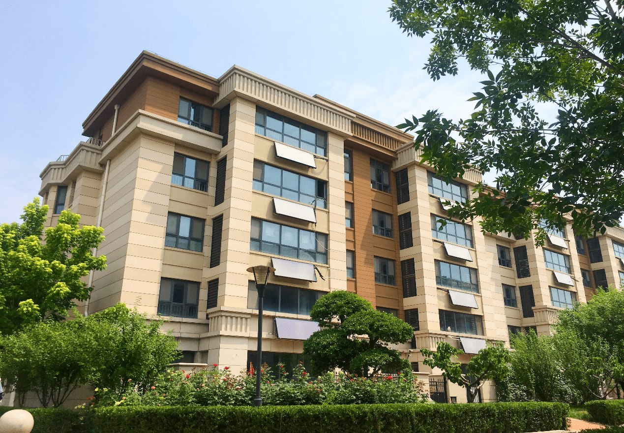 明星小區(qū)，自然美景探索的輕松之旅