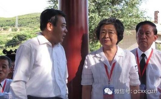 房鳳輝最新動(dòng)態(tài)揭秘，聚焦科技前沿，探索未來(lái)無(wú)限潛力