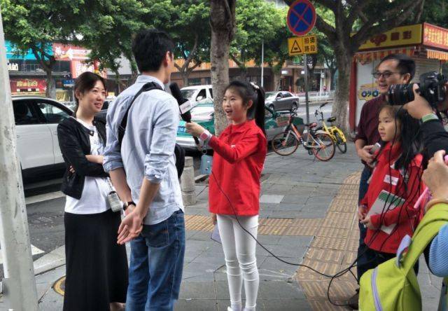 街頭調查揭秘，城市溫情日常與友情紐帶的故事