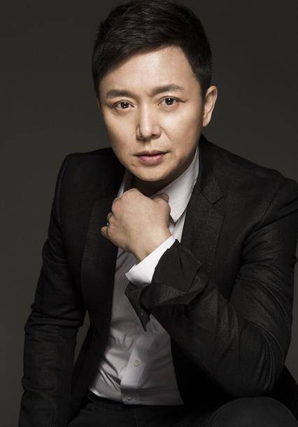 劉奕君圖片集錦，演員風采展示