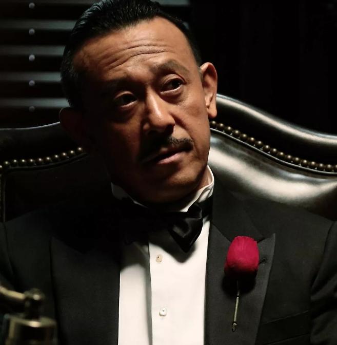 電影一步之遙,學習、變化與自信的勵志之旅的啟示