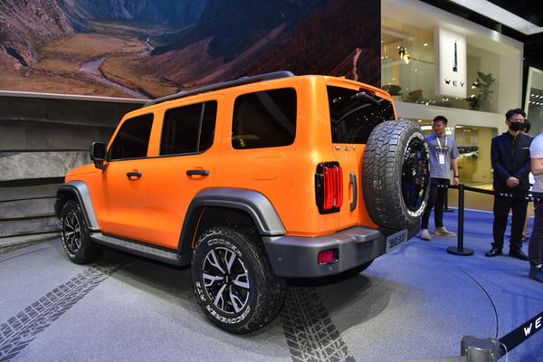 坦克300引領越野風尚,新紀元震撼登場,上市時間揭秘!