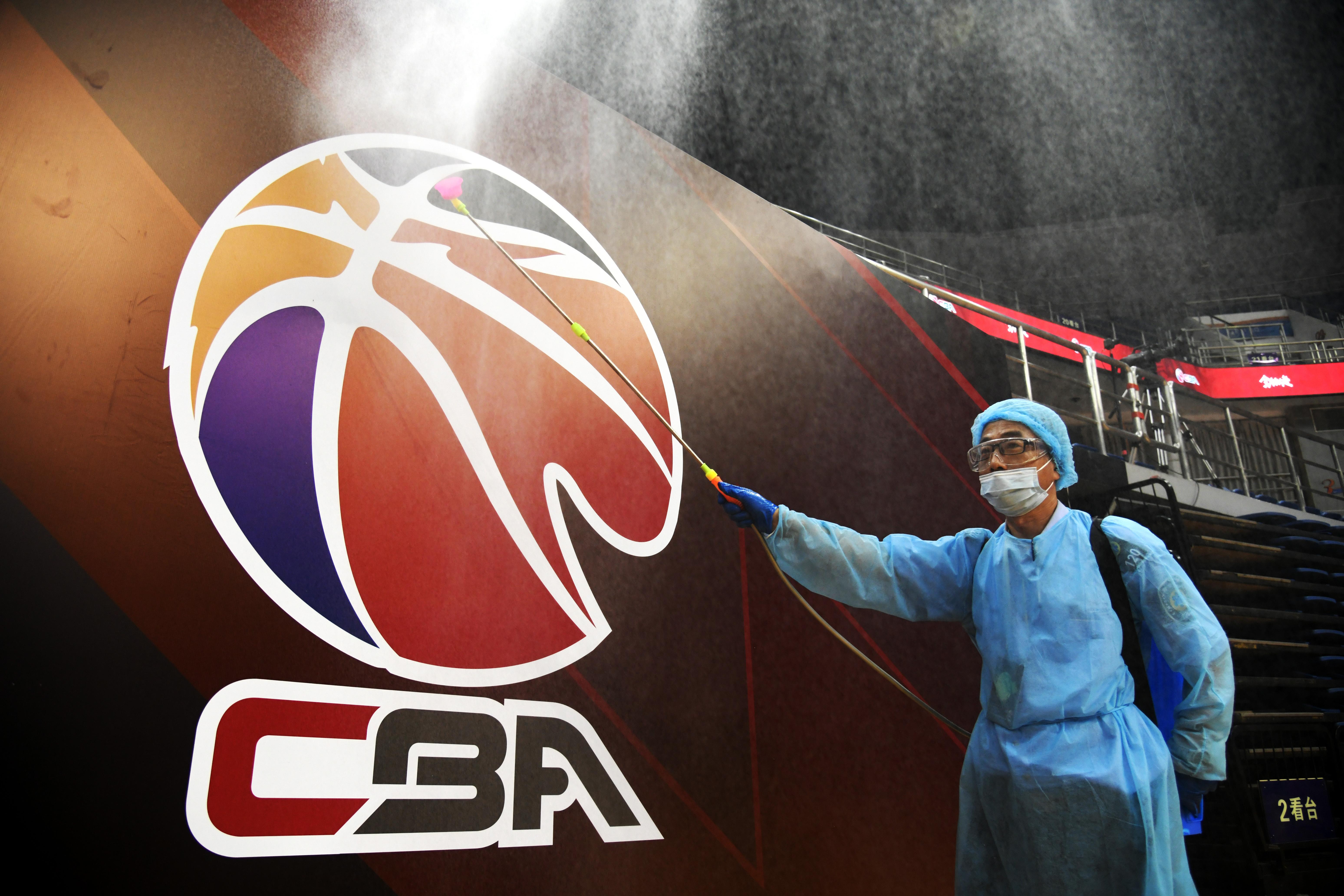 最新CBA賽事動態(tài)，籃球盛宴，熱血激戰(zhàn)如火如荼！