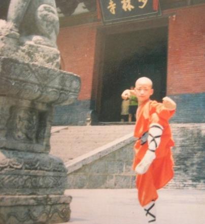 王寶強最新電影探索小巷獨特小店，一探究竟！