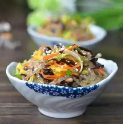 探索涼菜新境界，味覺盛宴與小巷深處的驚喜