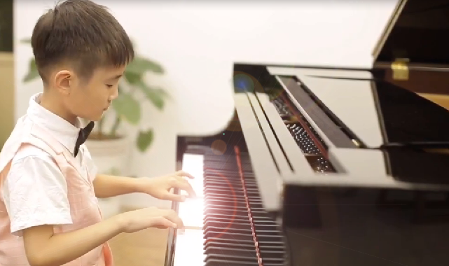 參加鋼琴比賽的感悟之旅,與自然美景的交響對話