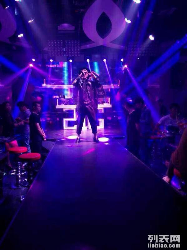 最新酒吧DJ入門精通指南，從新手到專家的全攻略