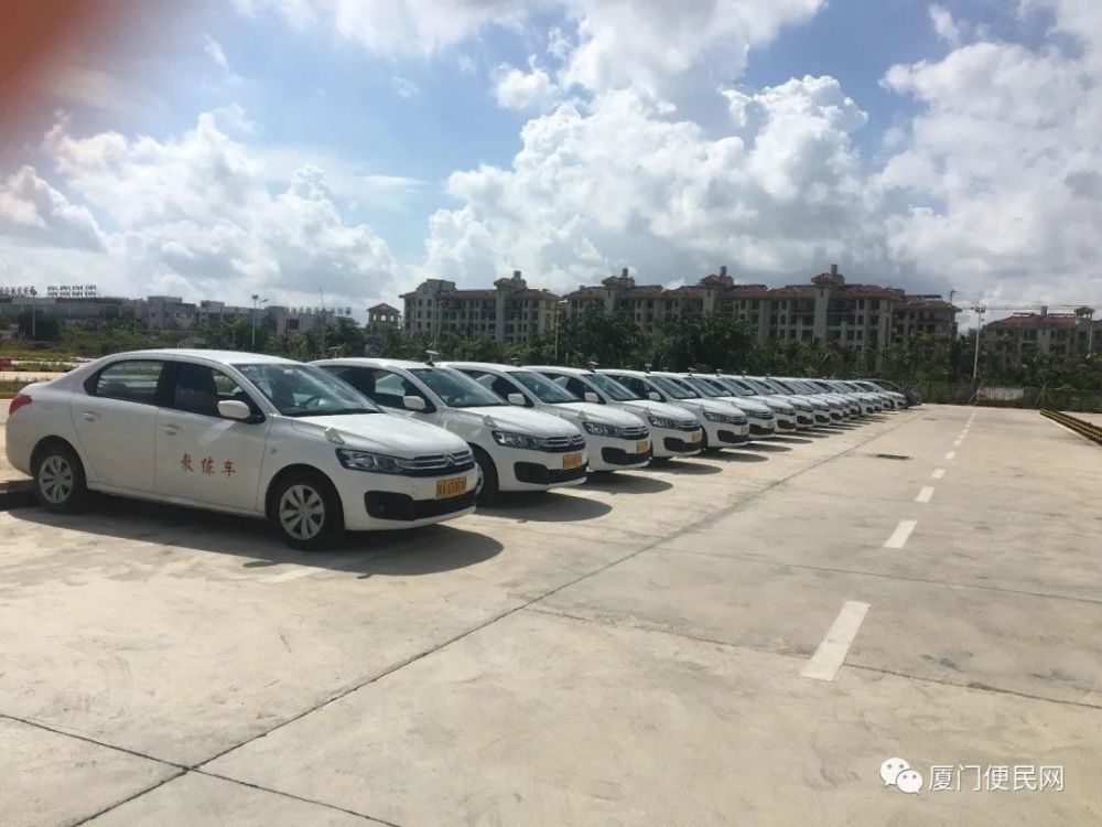 廈門駕校最新價(jià)格與科技重塑駕駛培訓(xùn),體驗(yàn)未來駕駛之旅