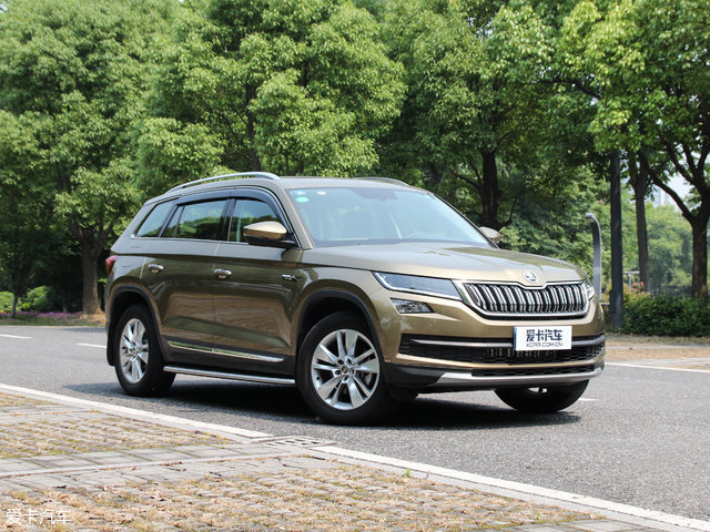 柯迪亞克最新日常故事，雪夜中的溫馨時光