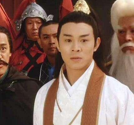 倚天屠龍記最新版本的劇情與人物解析，游戲深度解析與體驗分享