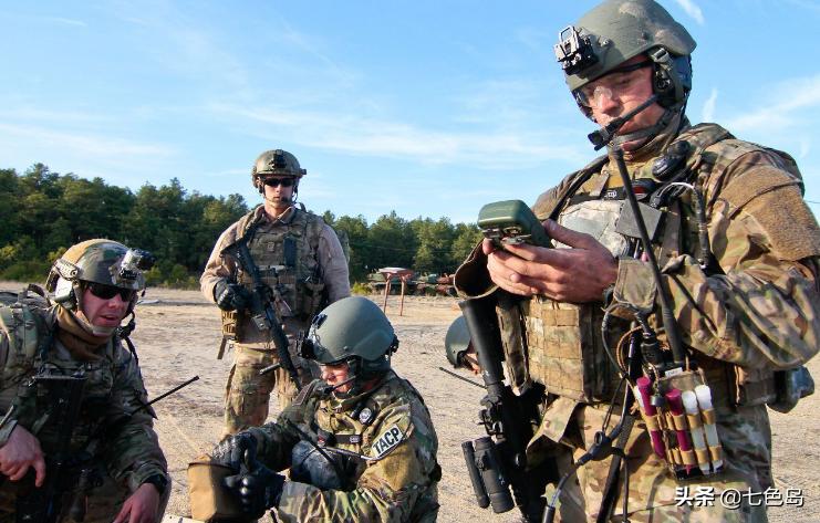 直升機炮艇戰最新破解版，領略空戰新紀元魅力！