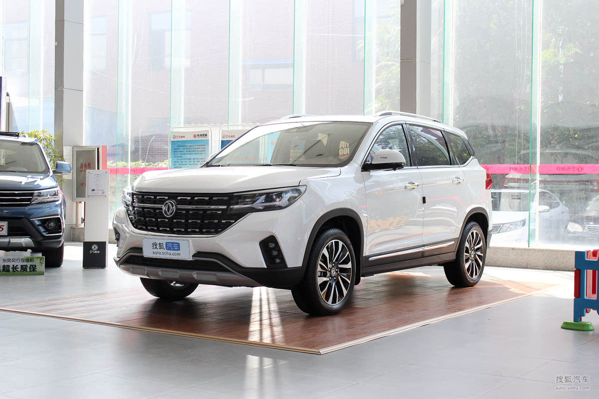 東風風行T5最新款，小巷深處的駕駛夢想探索