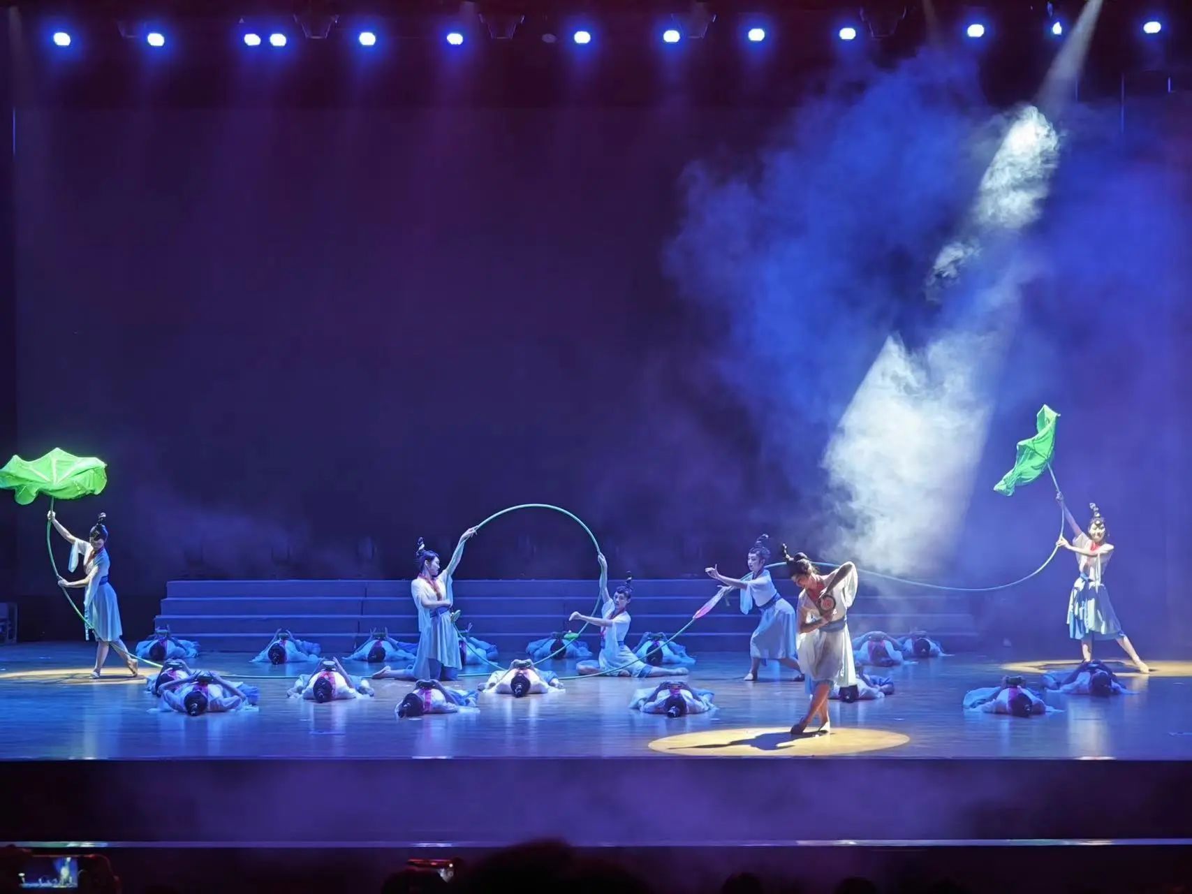 舞動日常的溫馨記憶，最新舞蹈視頻欣賞