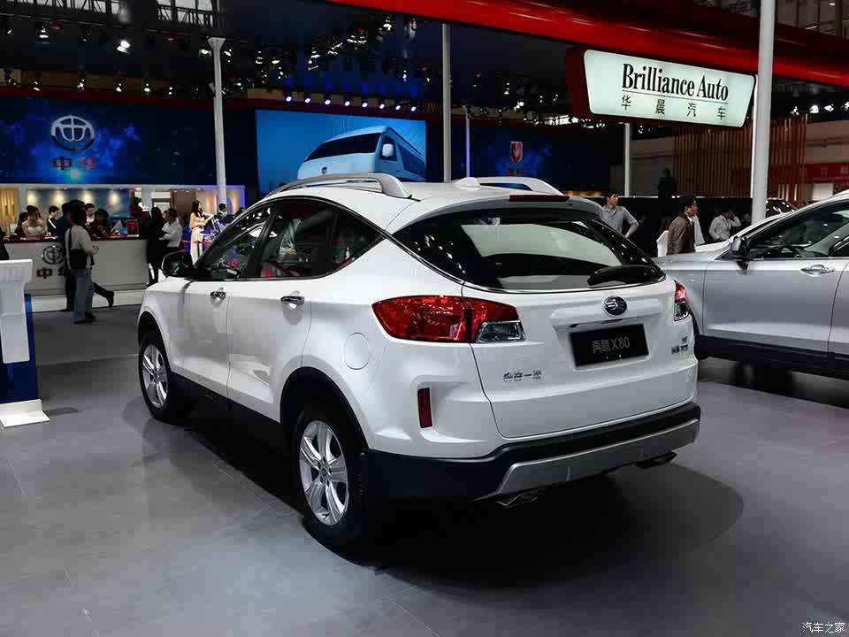 一汽奔騰X80最新款,科技重塑駕駛魅力