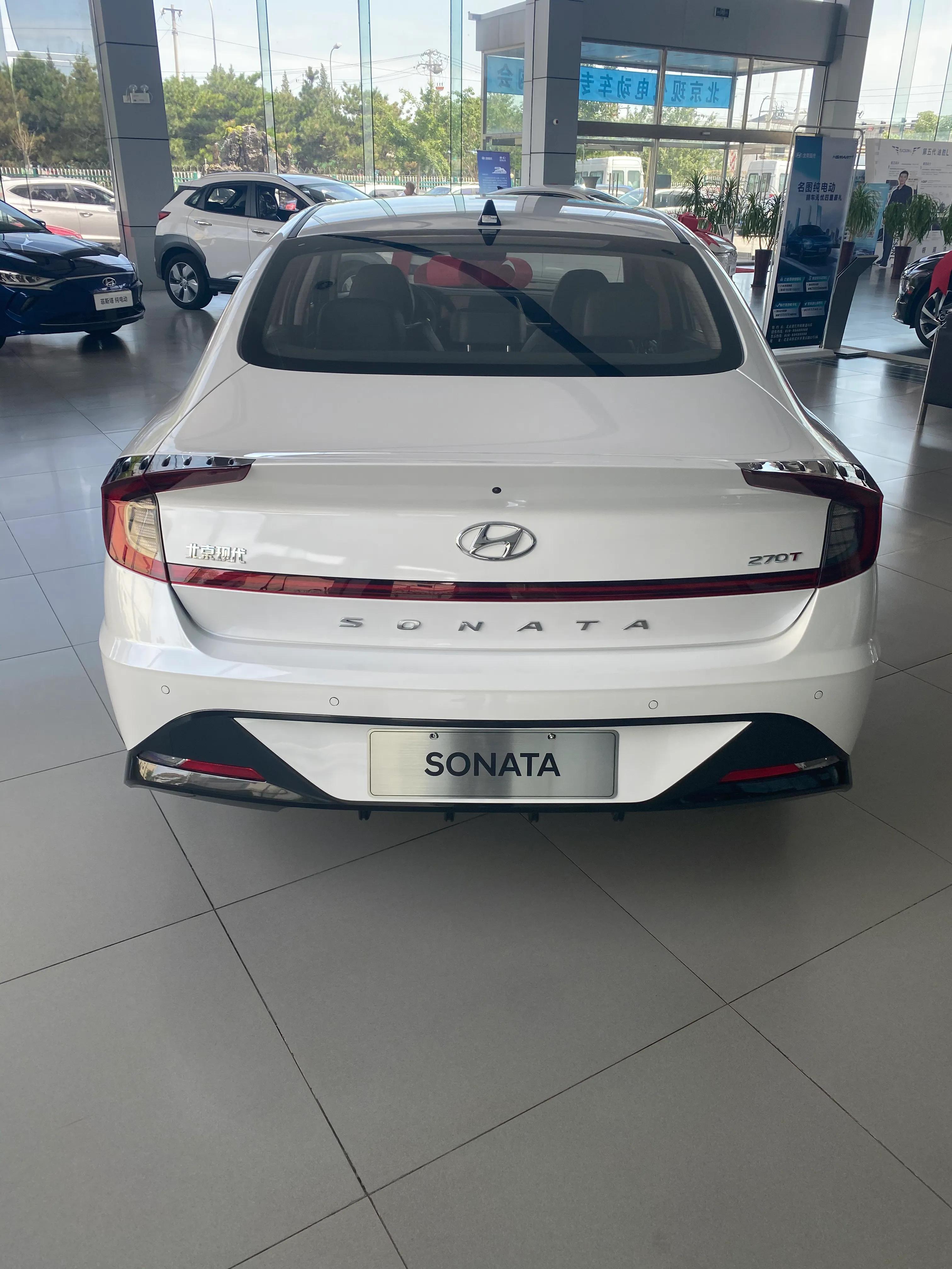 最新索納塔，優(yōu)雅與性能的完美融合??